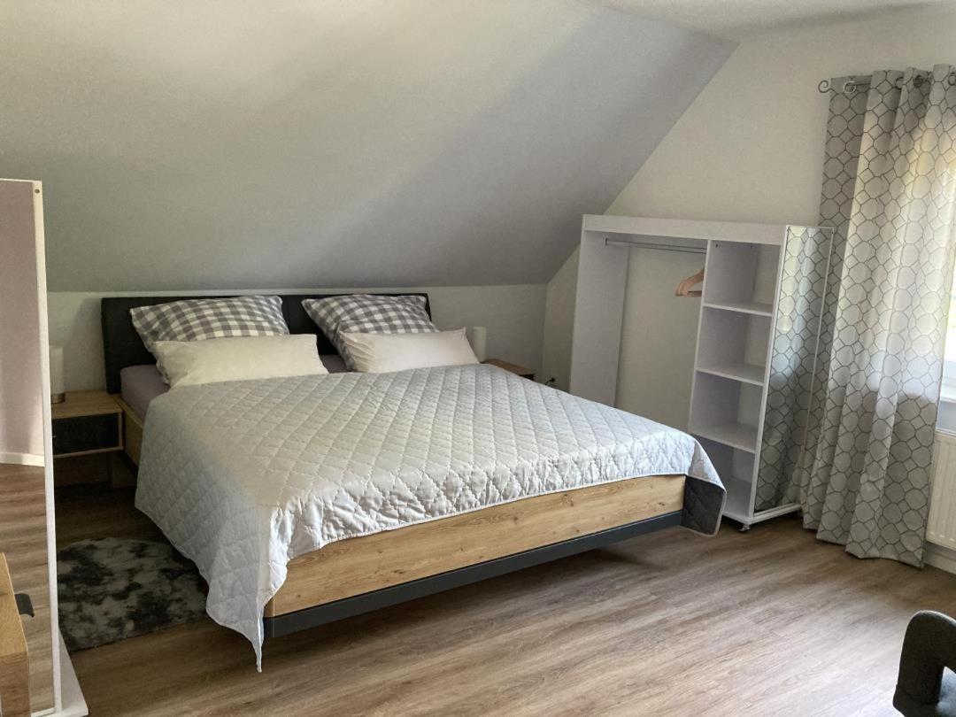 Neu Ferienwohnung Hofmann Husum  Exterior foto